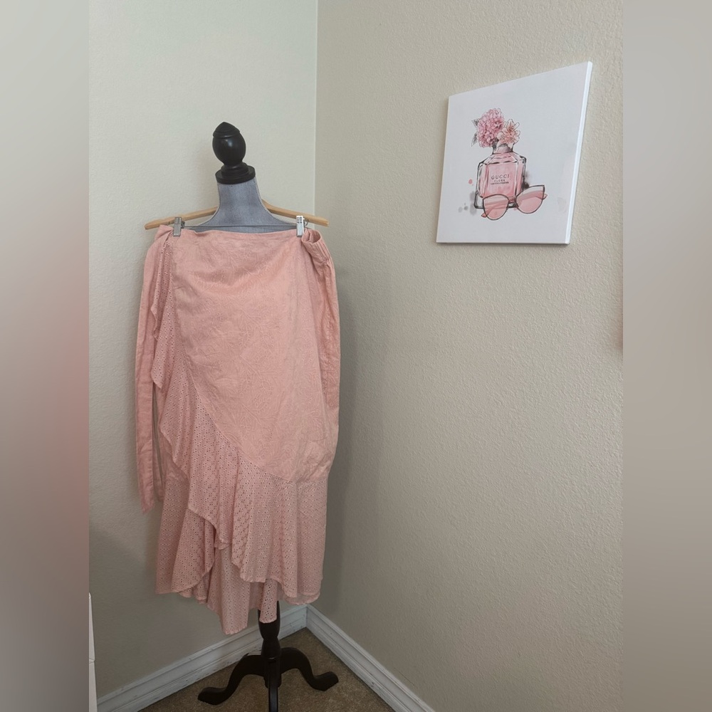 Elegant Pink Women's Skirt